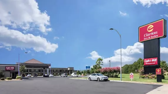 Clarion Inn and Suites | Arkansas - Russellville (ve civarı) - Russellville