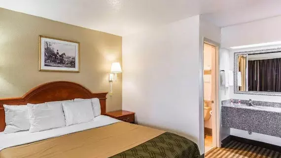 Econo Lodge Lebanon | Tennessee - Nashville-Davidson - Nashville (ve civarı) - Lebanon