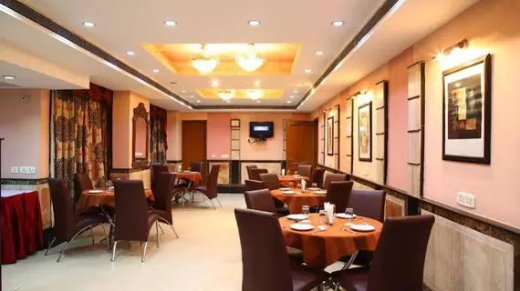 Fab Conclave Inn Nehru Place | Batı Delhi - Ulusal Eyalet Başkenti Delhi - Delhi (ve civarı) - Yeni Delhi