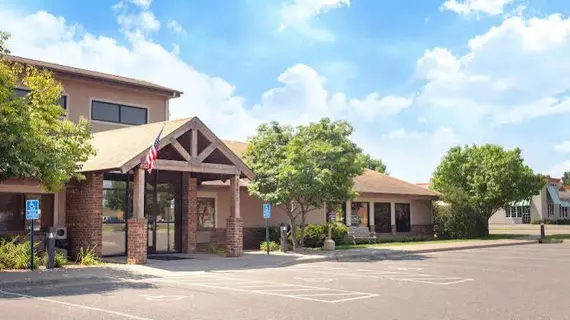 Americinn Lodge and Suites North Branch | Minnesota - North Branch (ve civarı) - North Branch