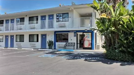 Motel 6 San Luis Obispo North | Kaliforniya - San Luis Obispo (ve civarı) - San Luis Obispo