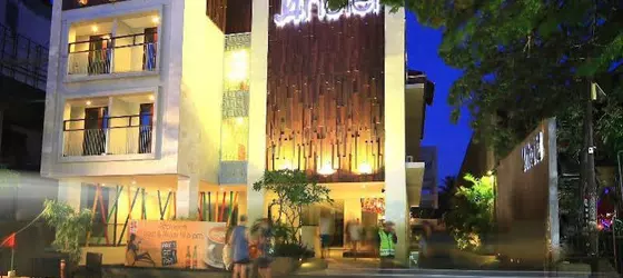 J4 Hotels Legian | Bali - Kuta - Legian Kent Merkezi