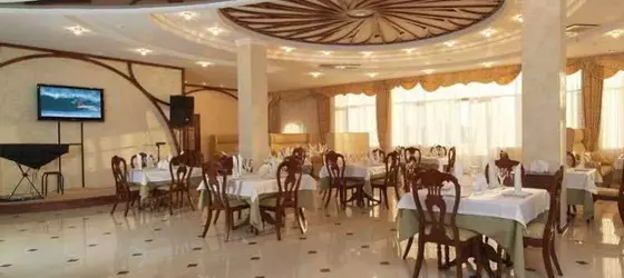 Platan Yuzhniy Hotel | Krasnodar Krayı - Krasnodar