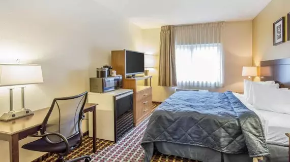 Quality Inn & Suites Lakewood | Kolorado - Denver (ve civarı) - Lakewood