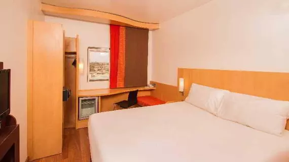 Ibis Lagos Ikeja | Lagos (ve civarı) - Lagos - Onigbongbo - Ikeja