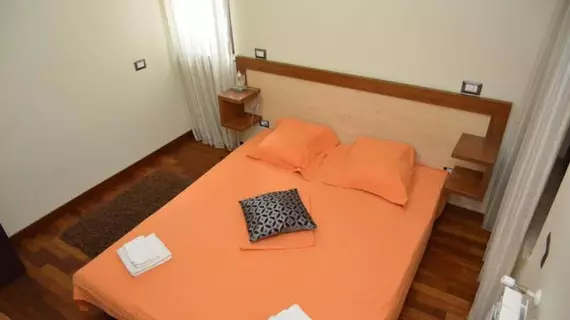 Queen Spa Accommodation | Bükreş (ve civarı) - Bükreş   Kent Merkezi