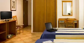 Aparthotel Rosamar | Balearic Adaları - İbiza Adası - Sant Antoni de Portmany - Cala de Bou