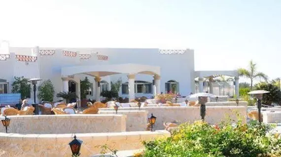 Hurghada Coral Beach Hotel | Kızıldeniz İli - Hurgada (ve civarı) - Hurgada - Village Road