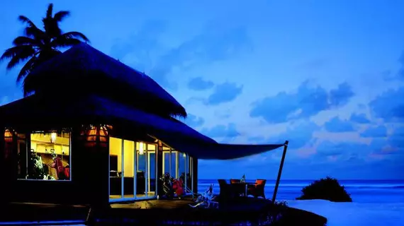 ShangriLas Villingili Resort And Spa Maldives | Maldivler - Gan Adası