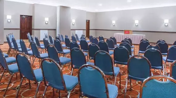 Ramada Ithaca | New York - Ithaca (ve civarı) - Ithaca