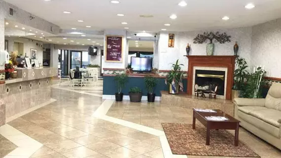 Americas Best Value Inn and Suites Saint Charles | Missouri - St. Louis (ve civarı) - St. Charles