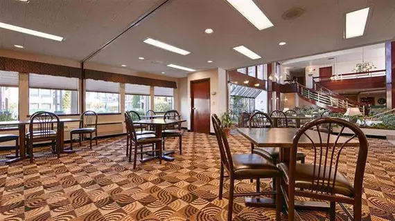 Best Western Pony Soldier Inn-Airport | Oregon - Portland (ve civarı) - Portland - Parkrose