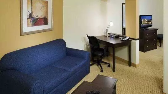 Fairfield Inn & Suites Houston Intercontinental Airport | Teksas - Houston (ve civarı) - Houston