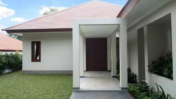 Countrywoods Residence | West Java - Cakarta (ve civarı) - Güney Tangerang - Ciputat