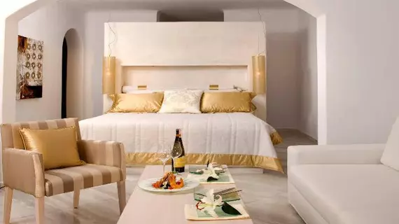 Gold Suites | Ege Adaları - Santorini