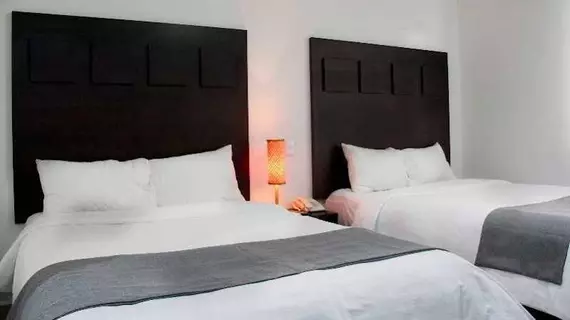 Hotel Suites Mexico Plaza Salamanca | Guanajuato - Salamanca