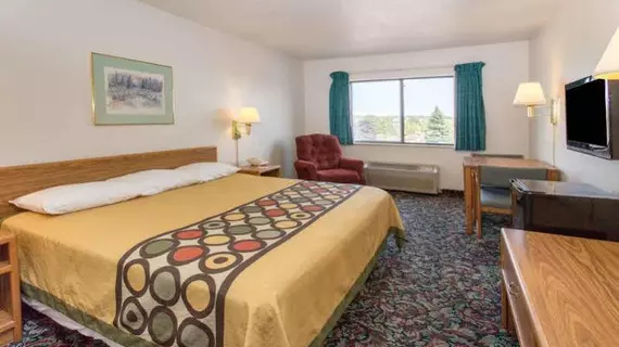 Super 8 Motel - Racine | Wisconsin - Milwaukee (ve civarı) - Racine - Mount Pleasant