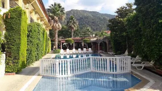 Senem Apartments | Muğla - Marmaris - İçmeler