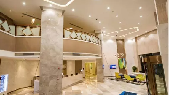 Holiday Inn Express Guangzhou Baiyun Airport | Guangdong - Guangzhou (ve civarı) - Guangzhou - Renhezhen