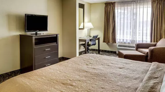 Quality Suites Baton Rouge | Louisiana - Baton Rouge (ve civarı) - Baton Rouge - Sherwood Ormanı