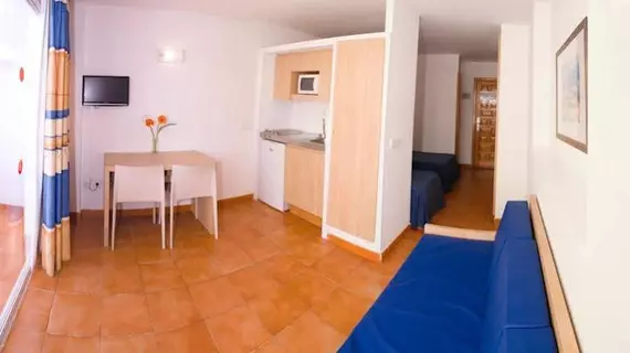 Central Park Apartamentos | Balearic Adaları - İbiza Adası - Sant Antoni de Portmany