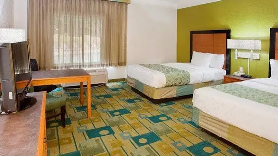 La Quinta Inn & Suites Greenville Haywood | Güney Karolayna - Greenville - Spartanburg (ve civarı) - Greenville