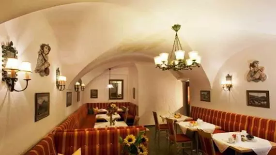 Hotel Krone 1512 | Salzburg (eyalet) - Salzburg - Salzburg Şehir Merkezi