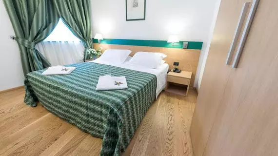 Hotel West Point | Veneto - Verona (ve civarı) - Villafranca di Verona