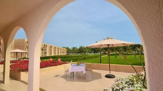 Dhafra Beach Hotel | Abu Dabi - Jebel Dhanna