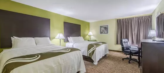 Quality Inn and Suites Muncie | Indiana - Muncie (ve civarı) - Muncie