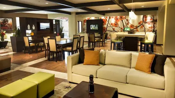 Courtyard by Marriott San Jose Escazu | Alajuela (ili) - San Jose (ve civarı) - Escazu