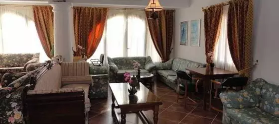 Apartamentos La Baranda | Andalucia - Malaga İli - Torremolinos - Carihuela