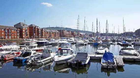 Swansea Marriott Hotel | Galler - Powys - Swansea - Castle