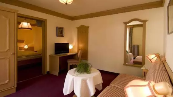 Hotel Dolomiti | Trentino-Alto Adige - Güney Tirol (il) - Badia