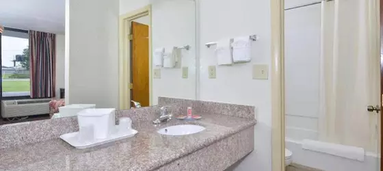 Econo Lodge Midtown | Georgia - Savannah (ve civarı) - Savana - Midtown