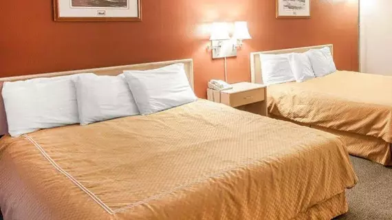 Rodeway Inn & Suites Long Beach | Washington - Long Plajı (ve civarı) - Long Beach