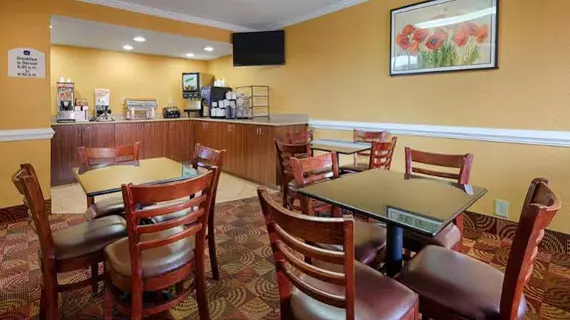 Best Western Center Inn | Virginia - Norfolk - Virginia Beach (ve civarı) - Virginia Beach