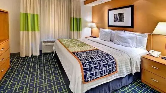 Fairfield Inn & Suites Reno Sparks | Nevada - Pyramid Lake Kızılderili Bölgesi - Reno (ve civarı) - Sparks