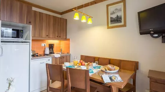 Residence Pierre and Vacances Les Bergers | Auvergne-Rhone-Alpes - Isere - Huez