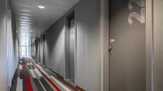 Hotel IBIS Zurich-Adliswil | Zürih Kantonu - Horgen District - Adliswil