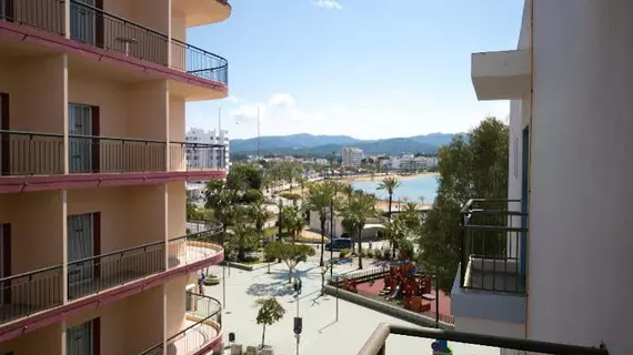 The BLUE Apartments by Ibiza Feeling | Balearic Adaları - İbiza Adası - Sant Antoni de Portmany - West End