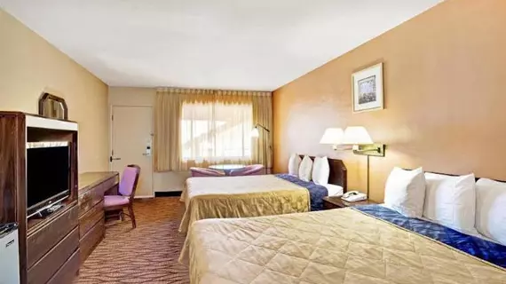 Howard Johnson Express Inn South Lake Tahoe | Kaliforniya - Lake Tahoe (ve civarı) - South Lake Tahoe