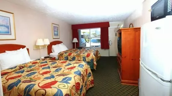 Days Inn Myrtle Beach-Grand Strand | Güney Karolayna - Myrtle Plajı (ve civarı) - Myrtle Beach