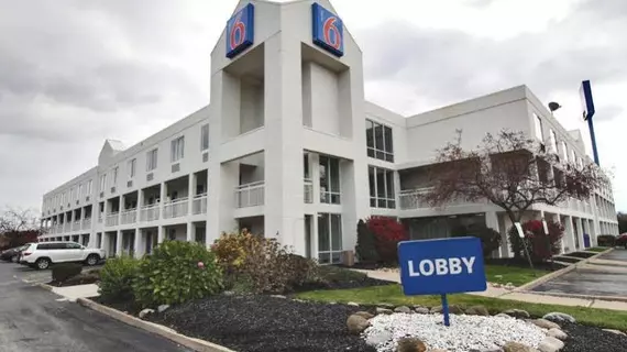 Motel 6 - Cleveland - Willoughby | Ohio - Cleveland (ve civarı) - Willoughby