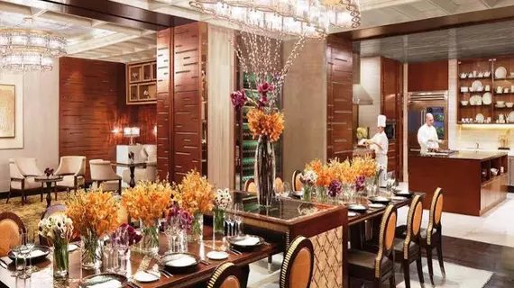 Four Seasons Hotel Mumbai | Maharaştra - Raigad - Bombay (ve civarı) - Bombay - Worli