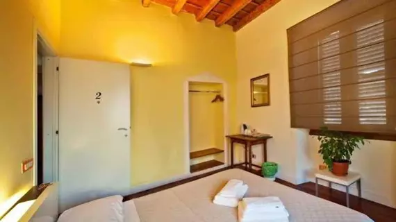 B&B SubUrbe Roma | Lazio - Roma (ve civarı) - Roma Kent Merkezi - Monti