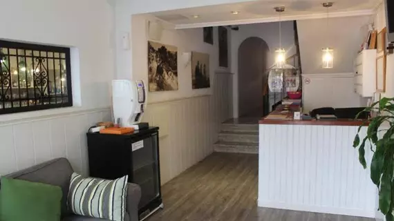 Hostal Paco | Andalucia - Malaga İli - Marbella - Marbella Seafront Promenade - Marbella Kent Merkezi