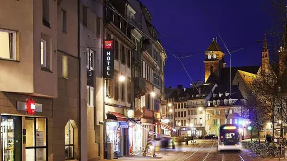 ibis Strasbourg Centre Petite France | Grand Est - Bas-Rhin (bölge) - Strasbourg (ve civarı) - Strazburg