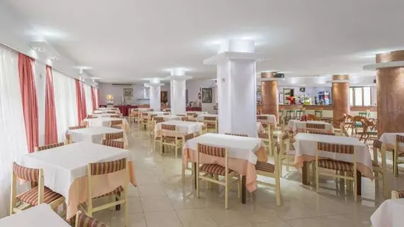 Hotel Brisa | Balearic Adaları - İbiza Adası - Sant Antoni de Portmany