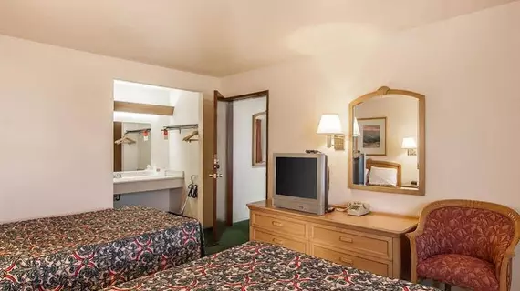 Econo Lodge | Oregon - Medford (ve civarı) - Ashland